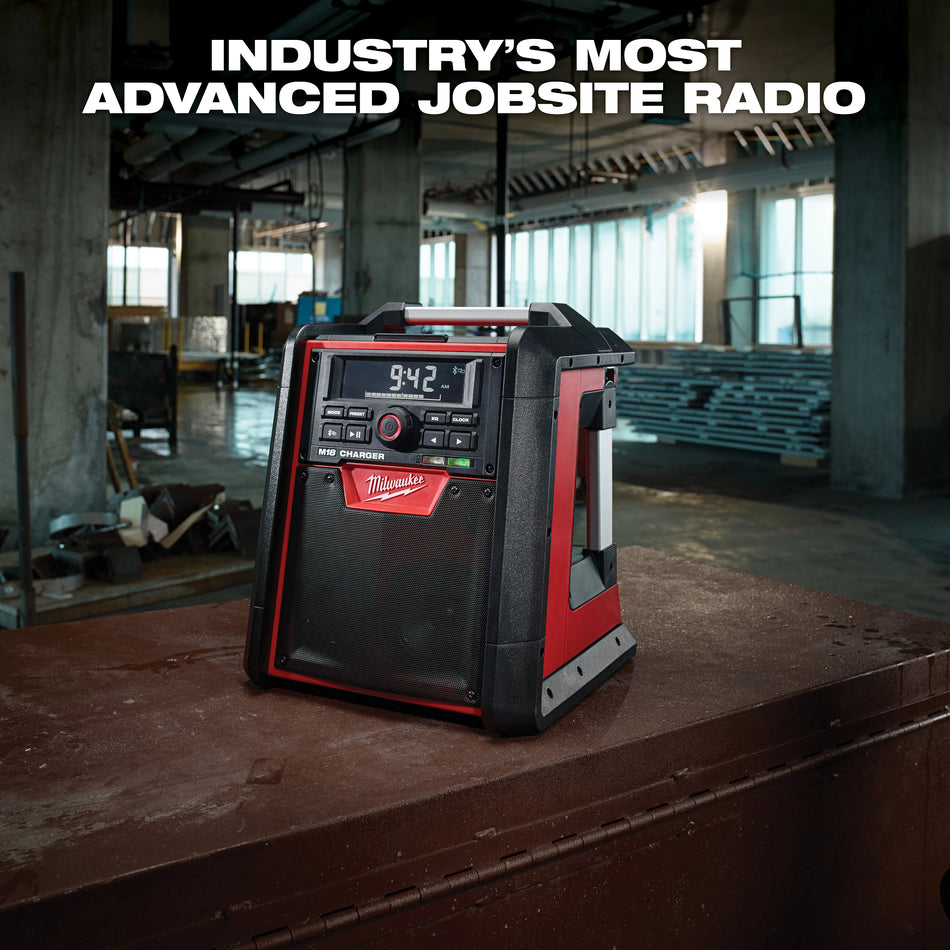 Radio/chargeur de chantier M18MC