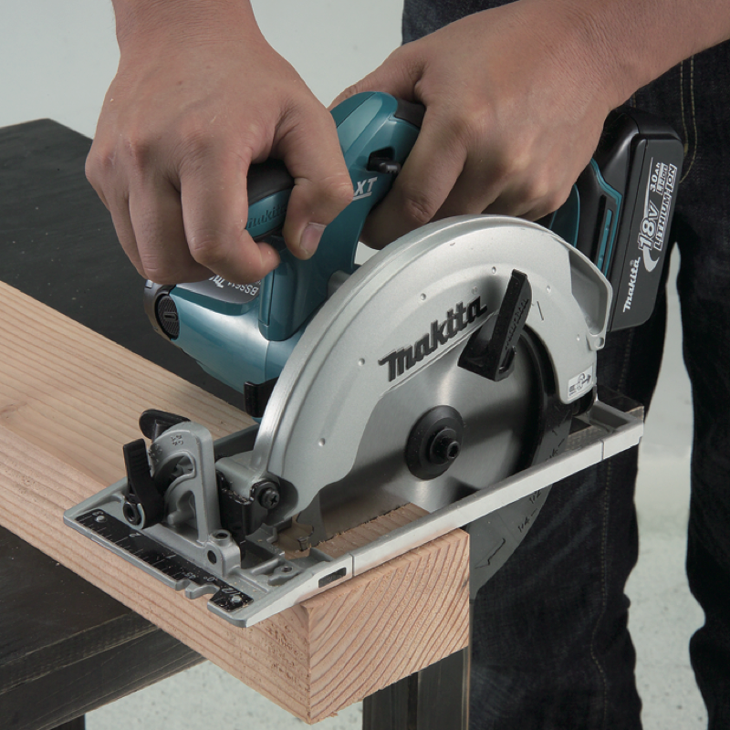 6-1/2" 18V LXT Circular Saw, Tool Only