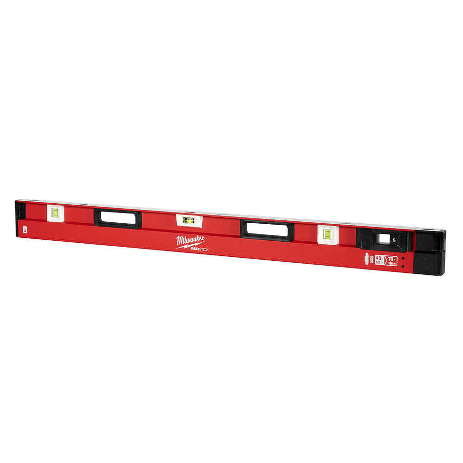 Niveau extensible aimanté de 48 à 78 po